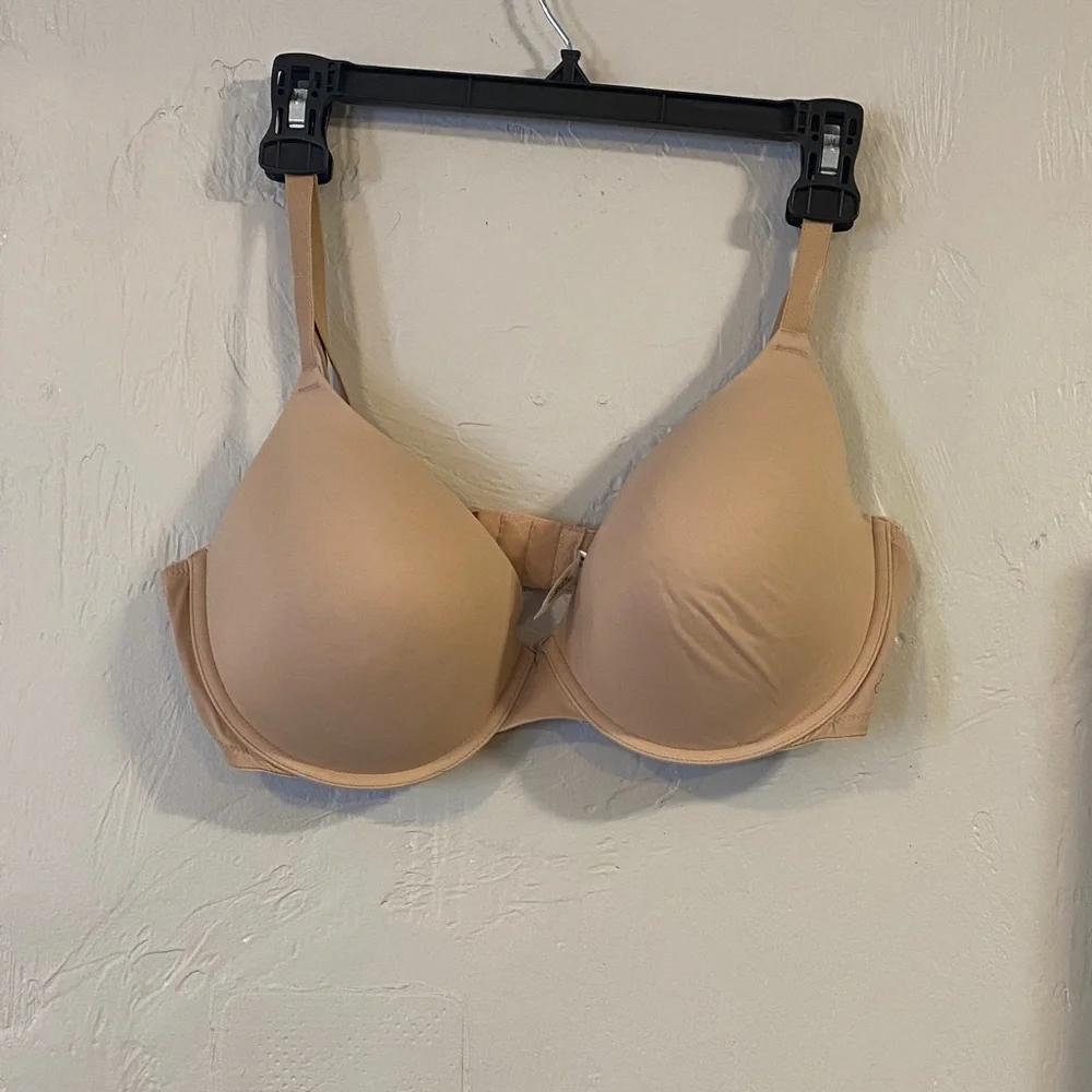 Victoria secret 38DD T-shirt bras lightly lined changeable back straps - Picture 3 of 8
